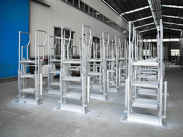 1566434572812895.jpg 活動(dòng)梯.jpg